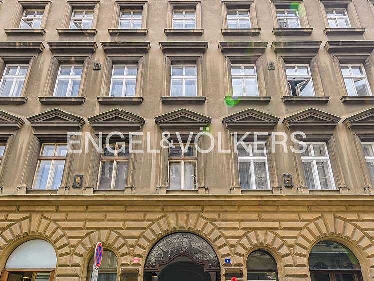 Комерційне приміщення в оренду, 531 м² (1 з 11)