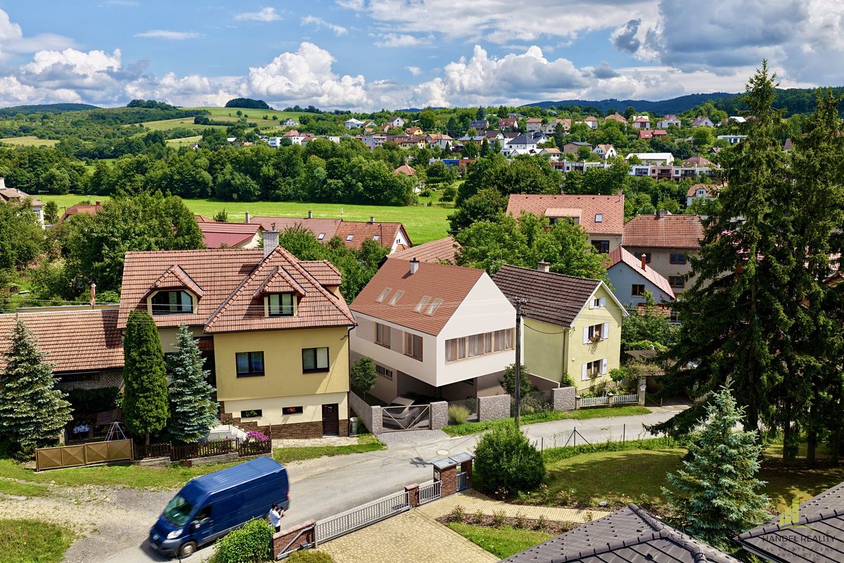 Prodej stavebního pozemku 205 m² – fotografie 3