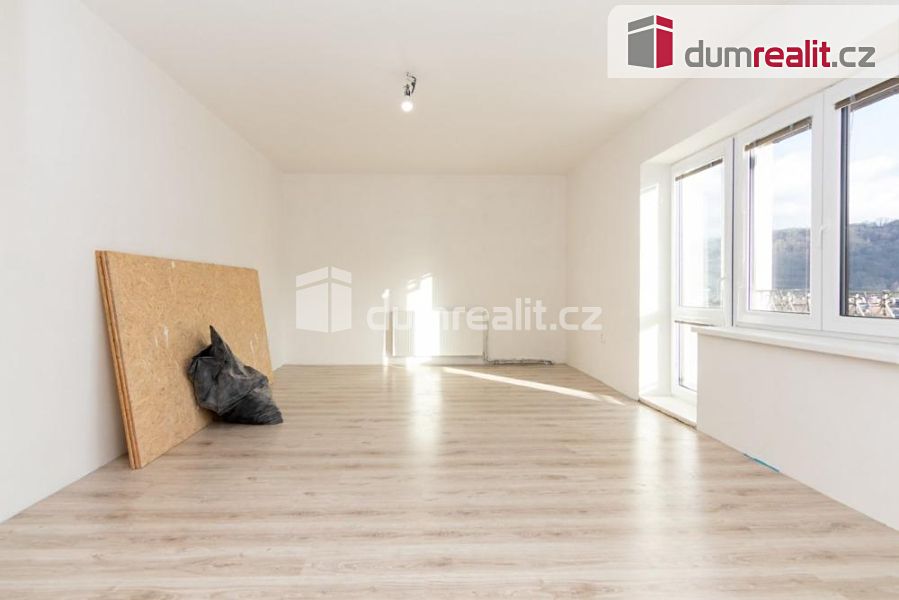 Pronájem bytu 4+1 104 m² – fotografie 5