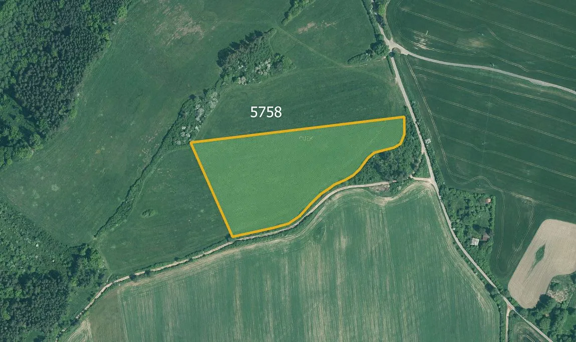 Prodej pole 77267 m²