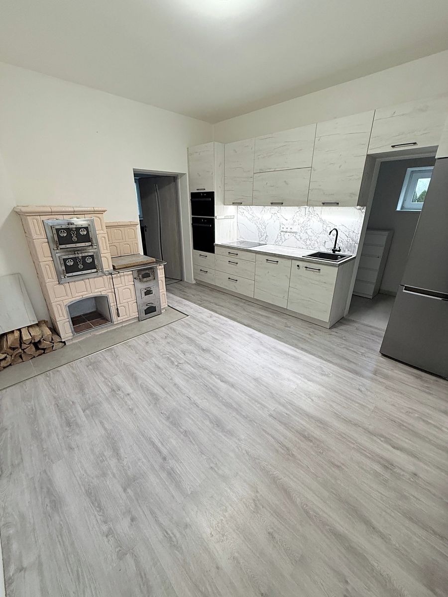 Pronájem rodinného domu 63 m², pozemek 1000 m² – fotografie 3