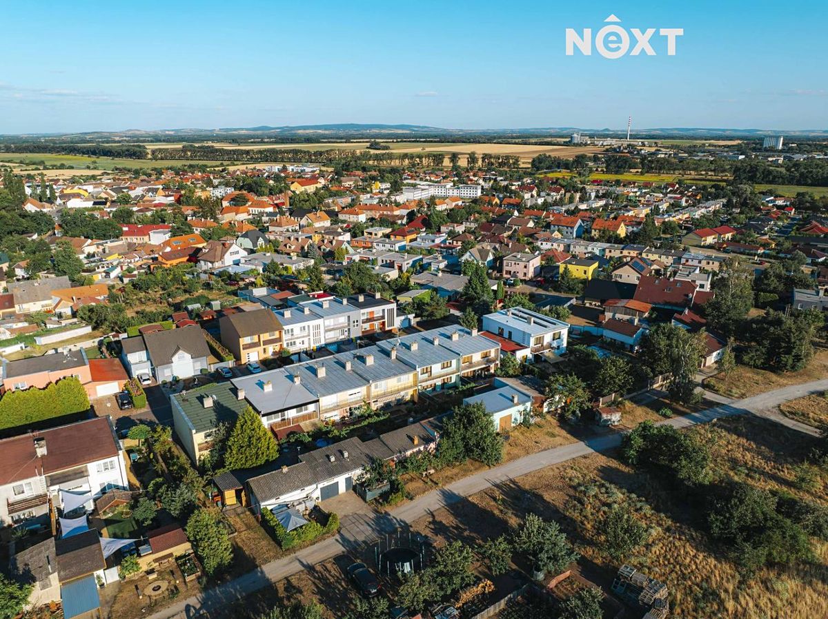 Prodej rodinného domu 222 m², pozemek 336 m² – fotografie 3