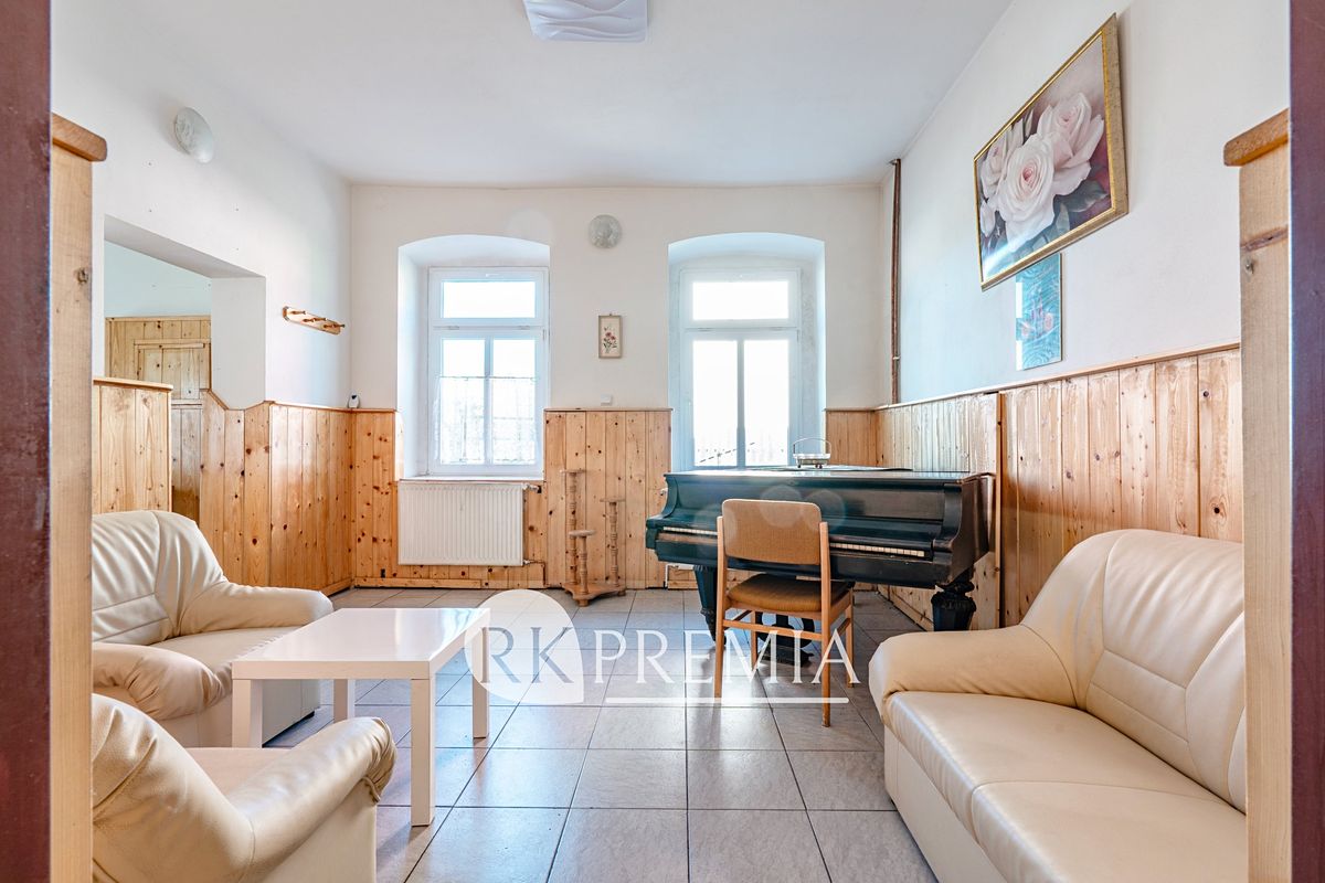 Prodej vícegeneračního domu 430 m², pozemek 460 m² – fotografie 5
