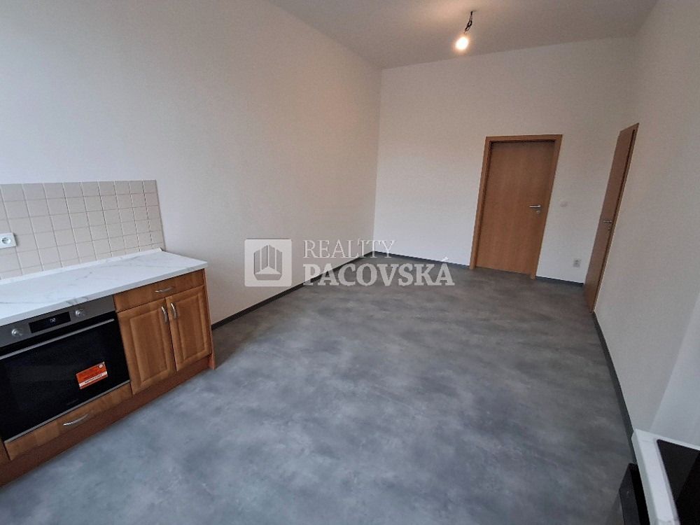 Pronájem bytu 2+kk 65 m² – fotografie 5