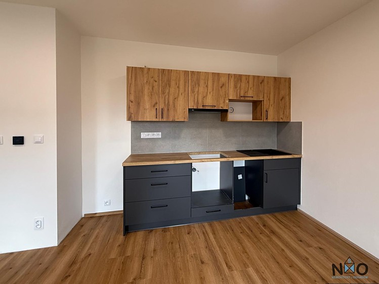 Квартира 1+kk в оренду, 39 м² (5 з 12)