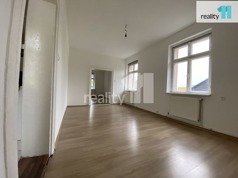 Pronájem bytu 2+1 60 m² – fotografie 4