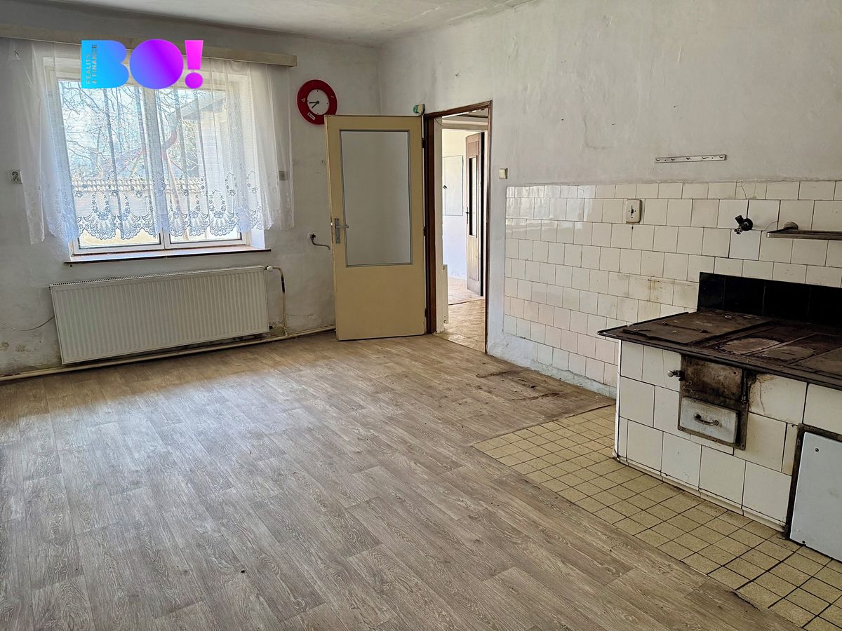 Prodej rodinného domu 200 m², pozemek 597 m² – fotografie 4