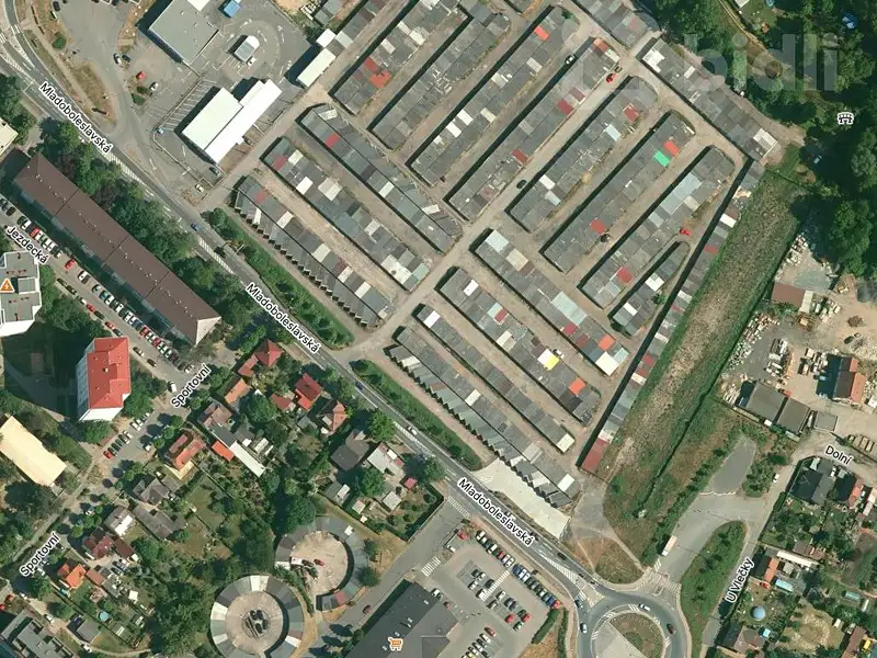 Pronájem garáže 20 m², Mělník – náhled fotky 3