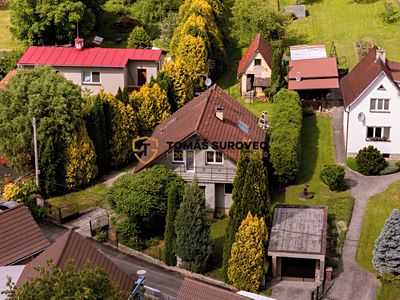 Prodej rodinného domu 190 m², pozemek 2327 m²