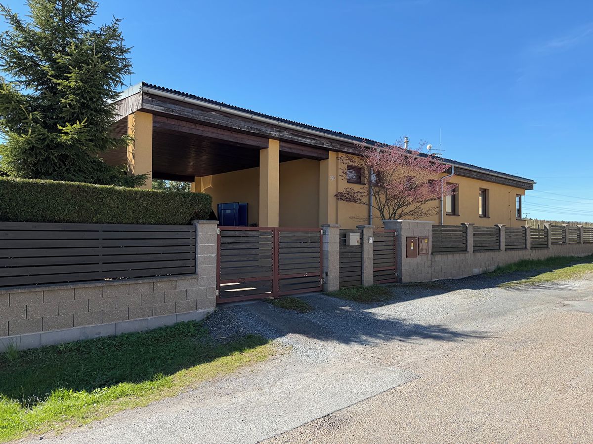Prodej rodinného domu 130 m², pozemek 801 m²