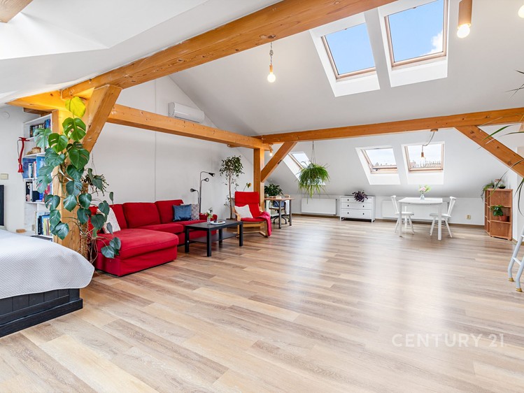 Квартира 1+1 на продаж, 87 м² (1 з 21)