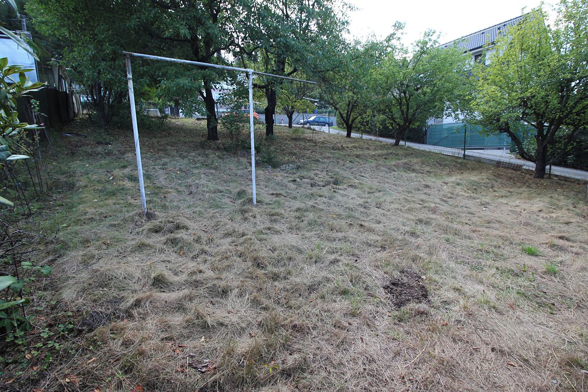 Prodej stavebního pozemku 310 m², Hradištko – fotka 1 z 3