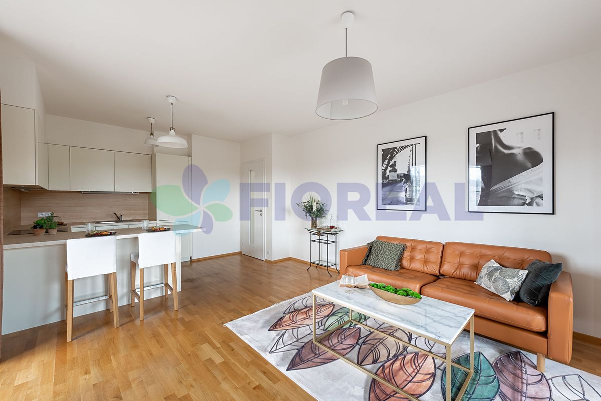Pronájem bytu 4+kk 95 m² – fotografie 5
