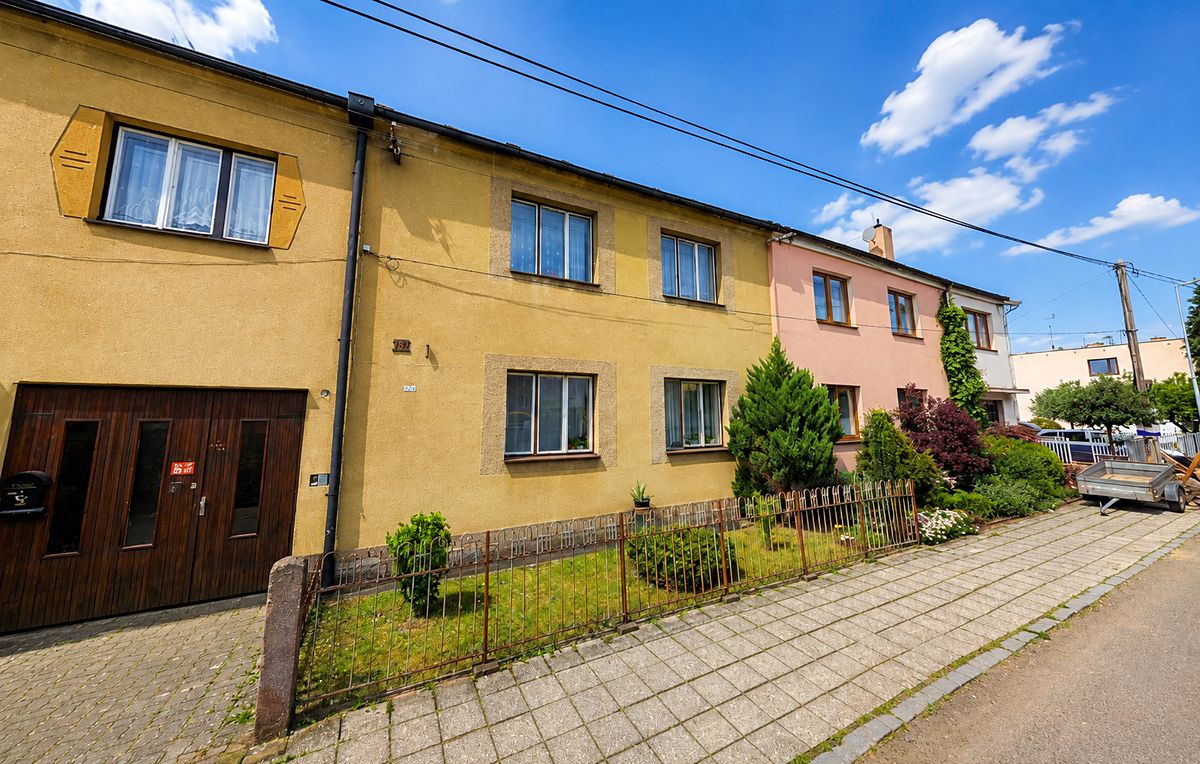 Prodej rodinného domu 190 m², pozemek 1007 m²
