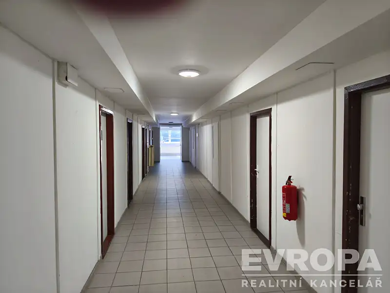 Pronájem skladového prostoru 73 m², Praha – náhled fotky 2