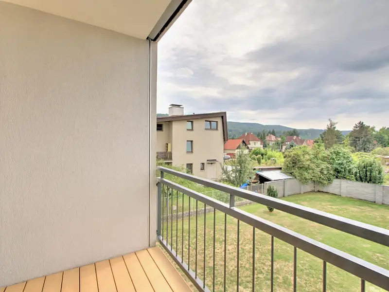 Pronájem bytu 2+kk 70 m², Dobřichovice – náhled fotky 1