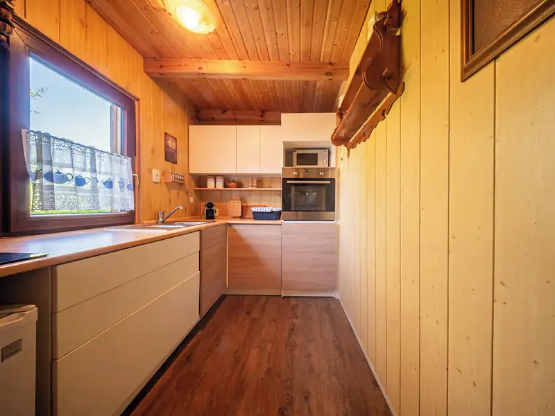 Prodej chaty 69 m², pozemek 382 m², Suchý – náhled fotky 2