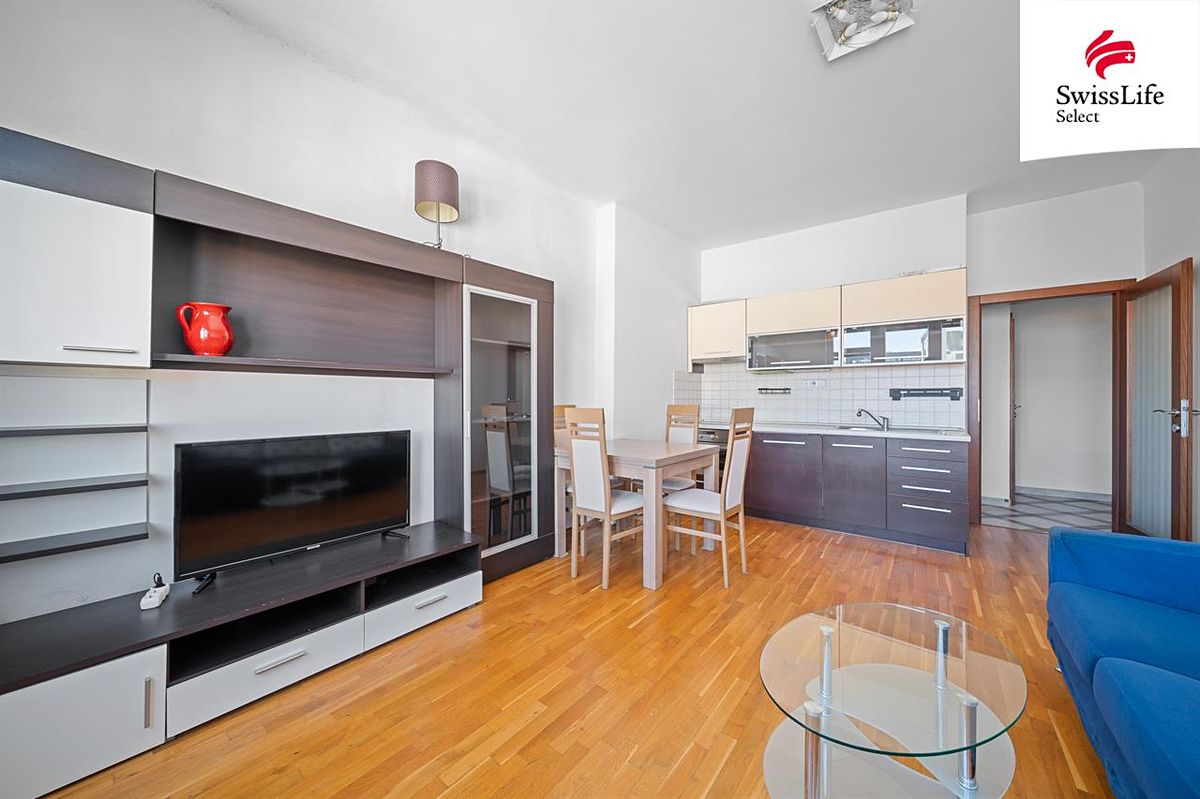 Pronájem bytu 2+kk 55 m² – fotografie 5