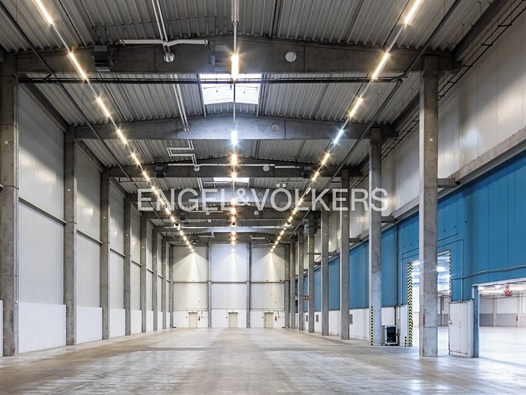Pronájem komerčního prostoru, 3 527 m² (5 z 15)