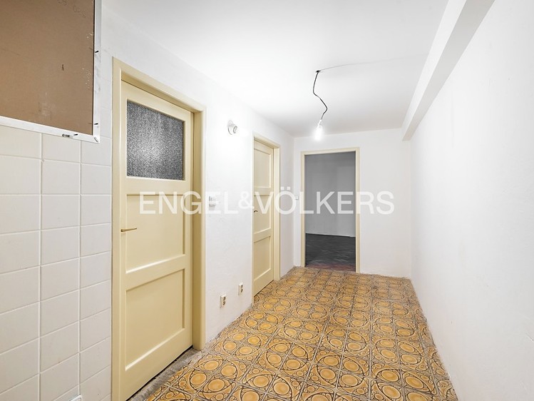Комерційне приміщення в оренду, 183 м² (7 з 12)