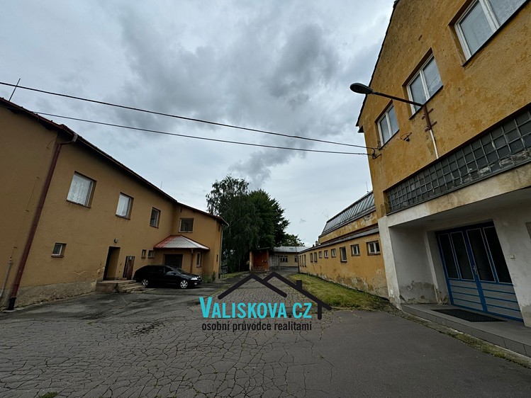 Комерційне приміщення в оренду, 7 000 м² (20 з 28)