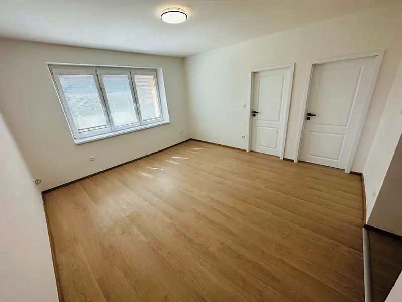 Prodej bytu 3+1 73 m², Bučovice – náhled fotky 1