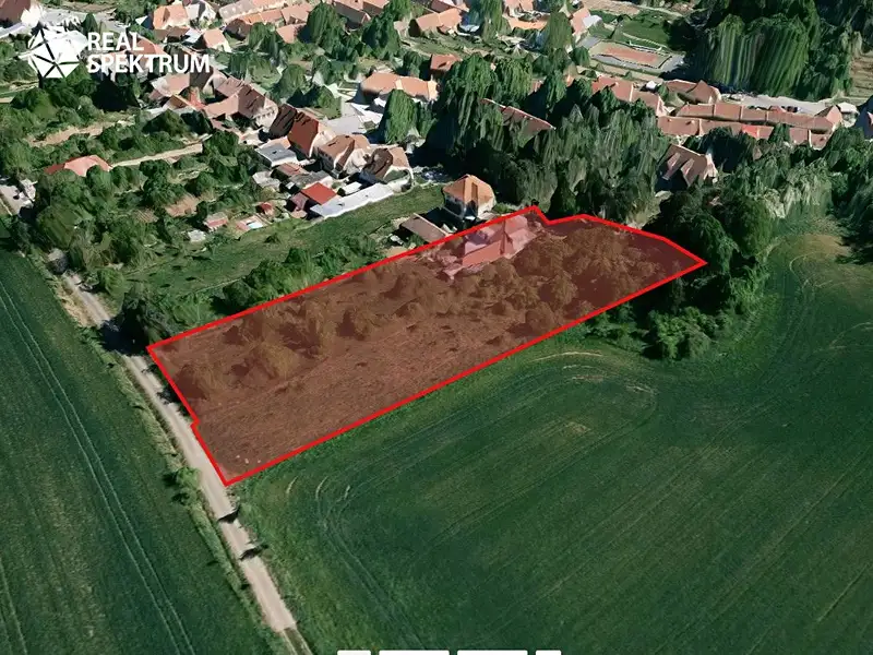 Prodej stavebního pozemku 5122 m², Velatice – náhled fotky 2