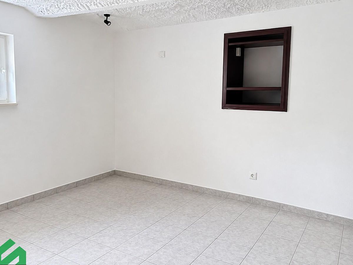 Pronájem bytu 2+kk 61 m² – fotografie 2