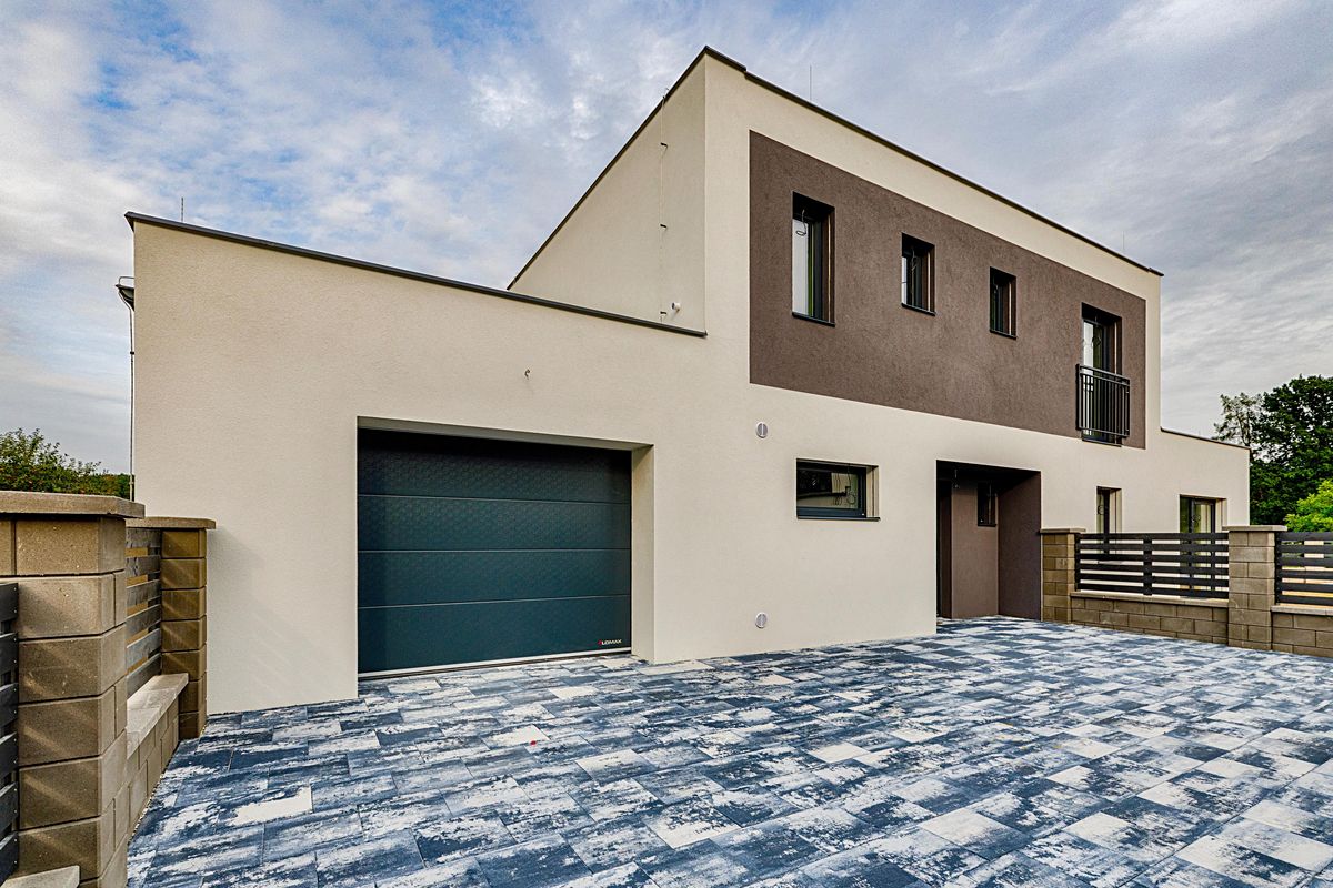 Prodej rodinného domu 170 m², pozemek 979 m² – fotografie 3