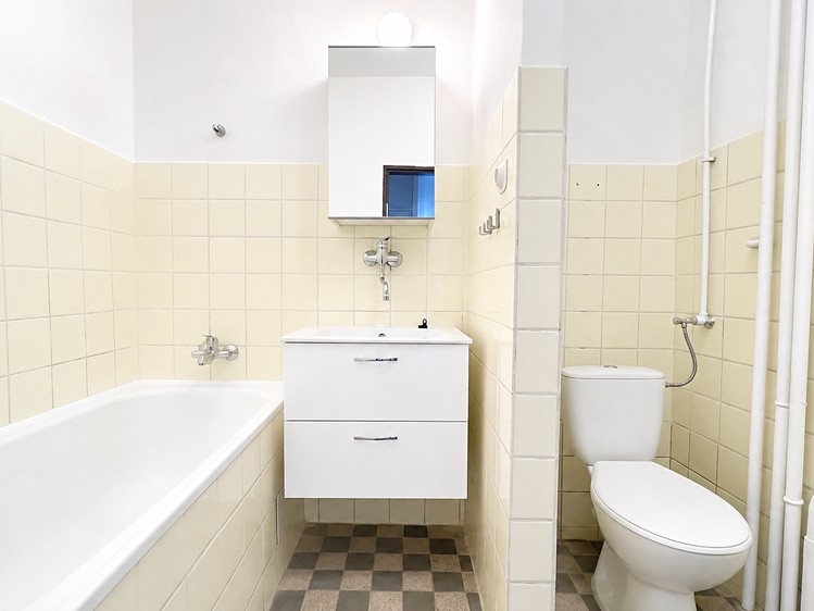 Pronájem bytu 1+1, 34 m² (5 z 8)