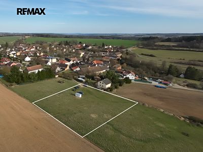 Prodej stavebního pozemku 2501 m²