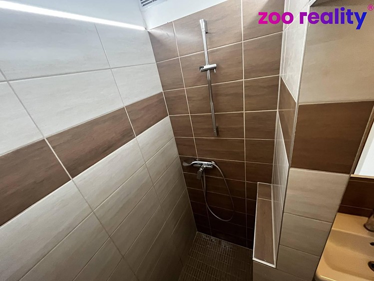 Wohnung 1+kk zum Kauf, 31 m² (11 von 17)