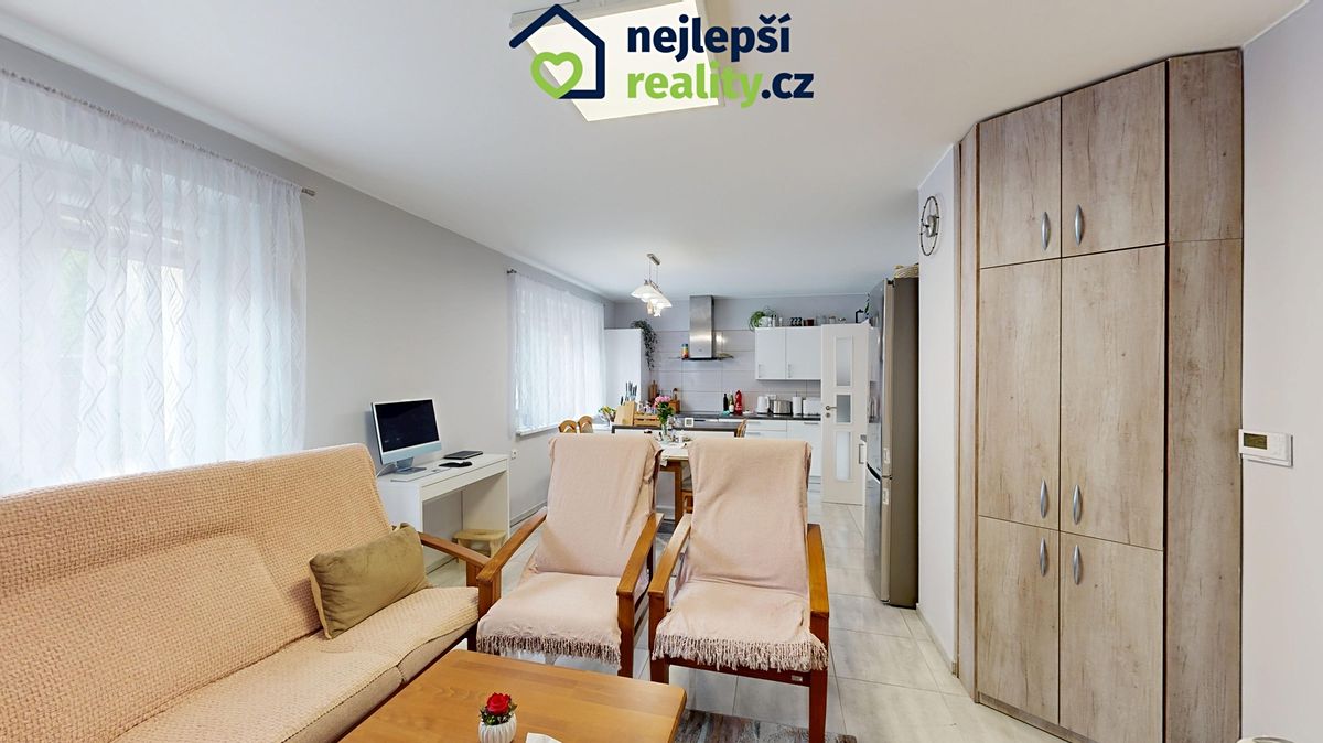 Prodej rodinného domu 121 m², pozemek 160 m² – fotografie 5