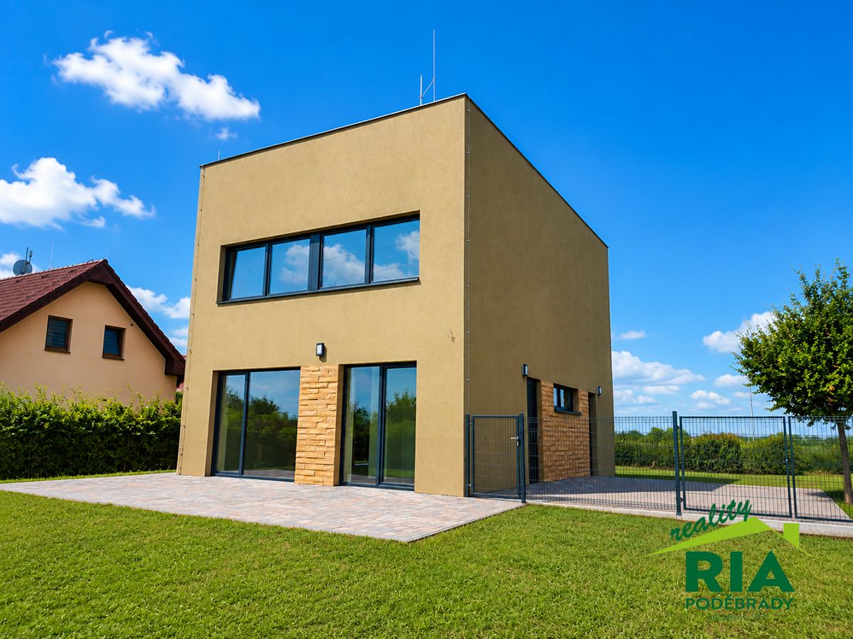 Prodej rodinného domu 136 m², pozemek 1940 m²