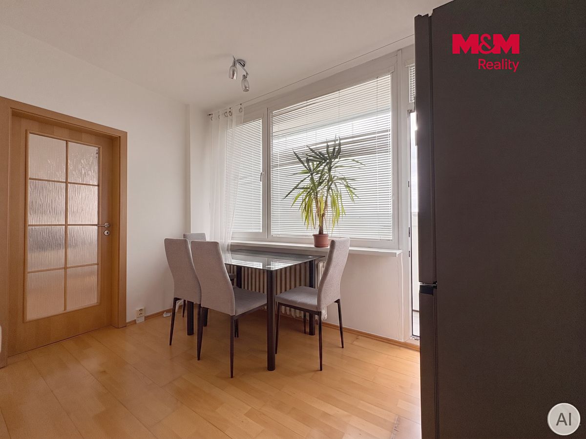 Pronájem bytu 3+1 62 m² – fotografie 3