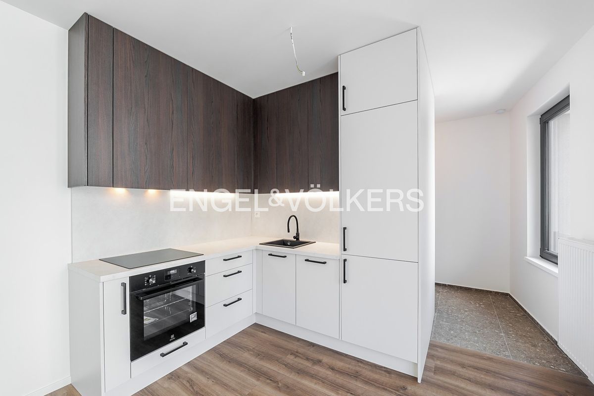 Pronájem bytu 2+kk 39 m² – fotografie 2