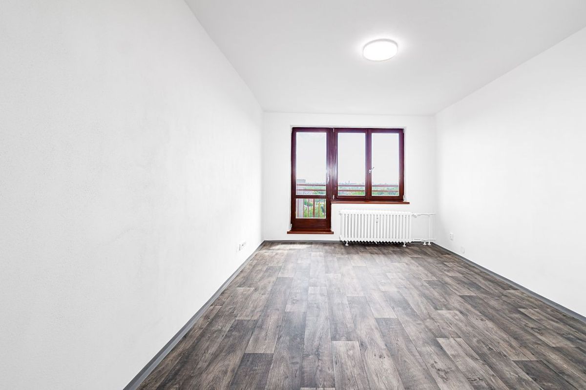 Pronájem bytu 1+kk 28 m² – fotografie 4