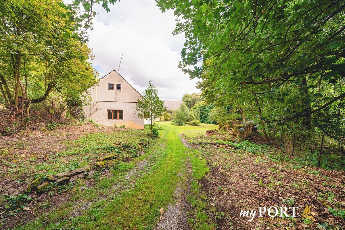 Prodej rodinného domu 275 m², pozemek 2635 m² – fotografie 5