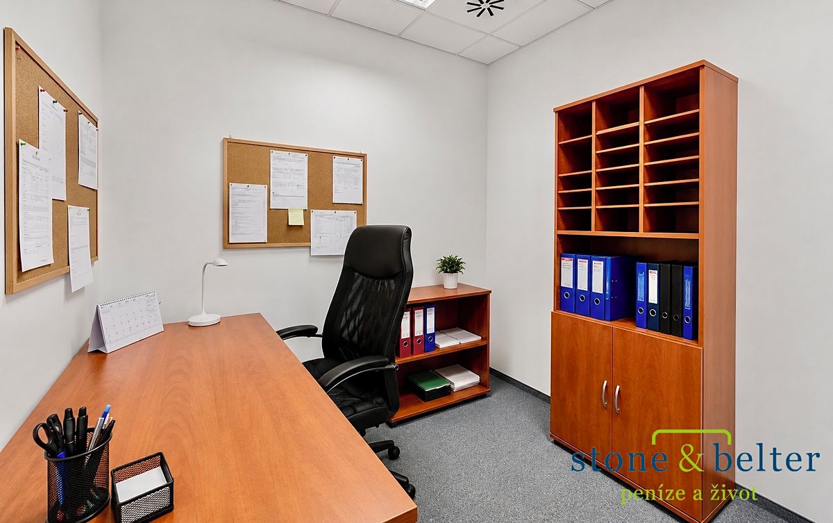 Prodej kanceláře 293 m² – fotografie 3