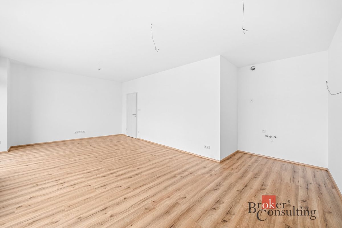 Pronájem bytu 2+kk 62 m² – fotografie 4