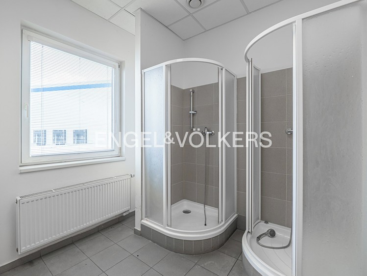 Комерційне приміщення в оренду, 3 661 м² (8 з 10)