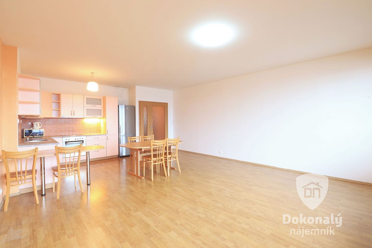 Pronájem bytu 3+kk 82 m² – fotografie 2