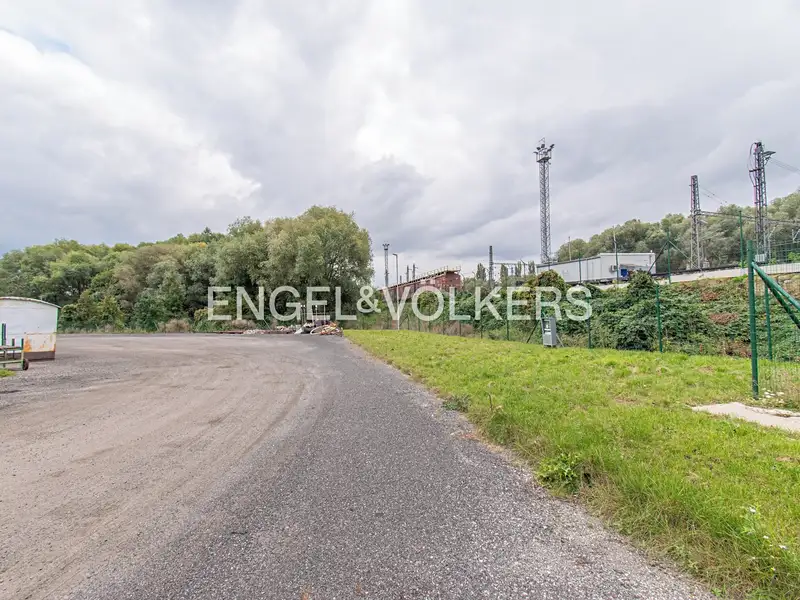Pronájem komerčního pozemku 2596 m², Poříčany – náhled fotky 3