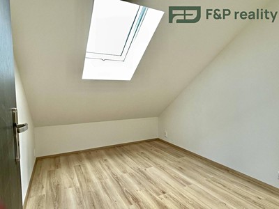 Pronájem bytu 2+kk, 50 m² (3 z 8)