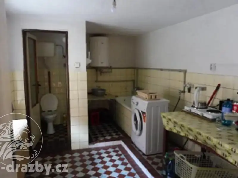 Dražba rodinného domu 121 m², pozemek 2594 m², Běšiny – náhled fotky 2