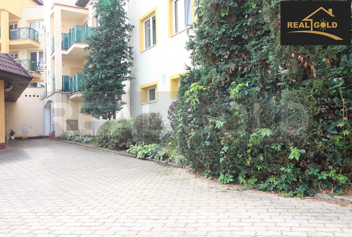 Pronájem bytu 1+kk 35 m²