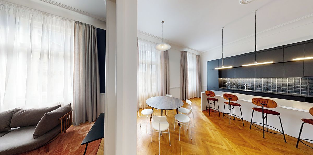 Pronájem bytu 3+1 135 m² – fotografie 3