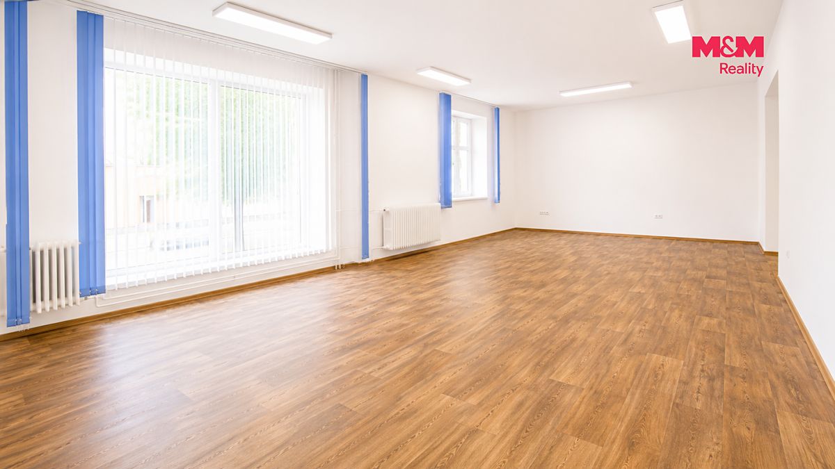 Pronájem kanceláře 99 m² – fotografie 3
