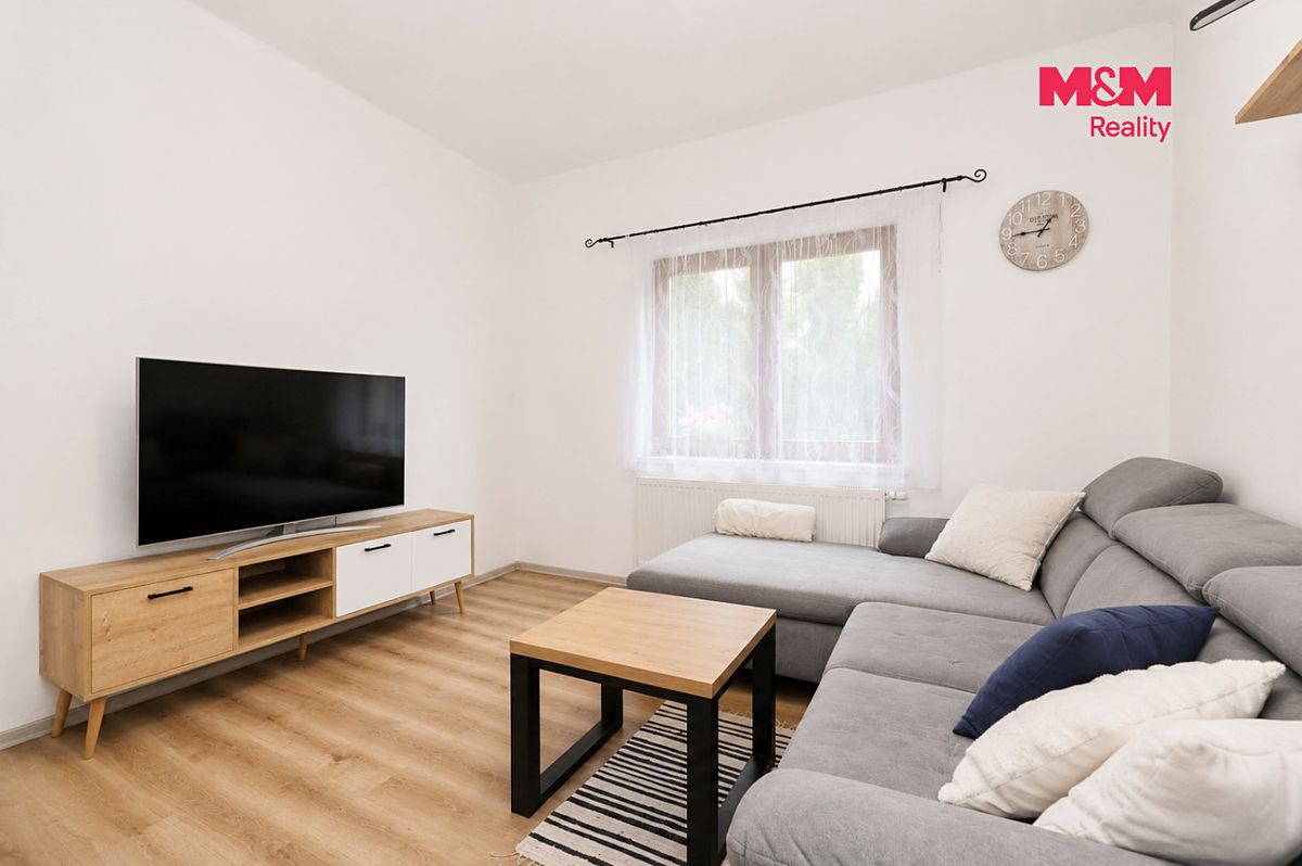 Prodej rodinného domu 140 m², pozemek 370 m² – fotografie 5