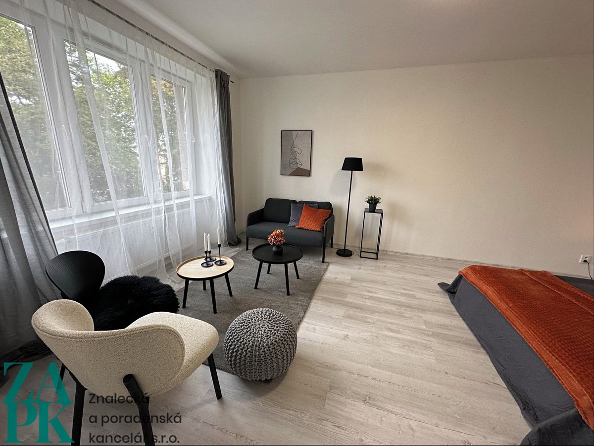 Pronájem bytu 2+kk 37 m² – fotografie 5